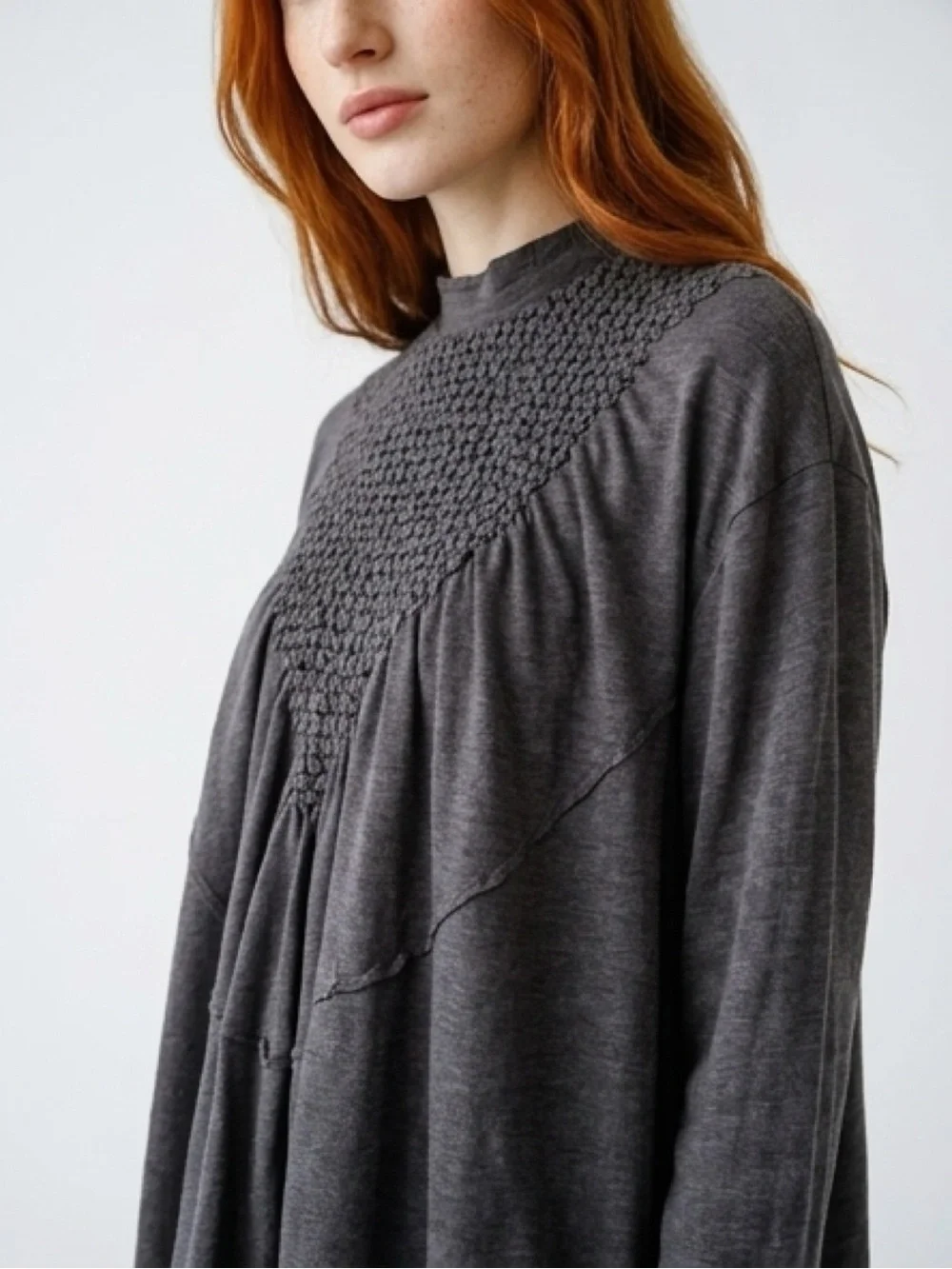 Smocked Yoke Long-Sleeve Pullover Sweatshirt Charcoal FREE PEOPLE NEW ROMANTICS - Picture 9 of 13